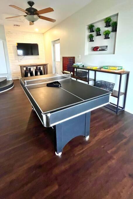 Spacious Lawton Escape With Game Room Near Fort Sill Sleeps 6 Экстерьер фото